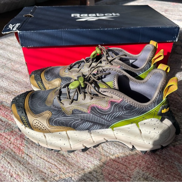 Reebok Sneakers - Picture 6 of 11